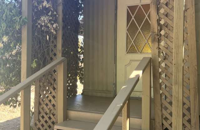 3401 Neighbor Lane Gallery 3
