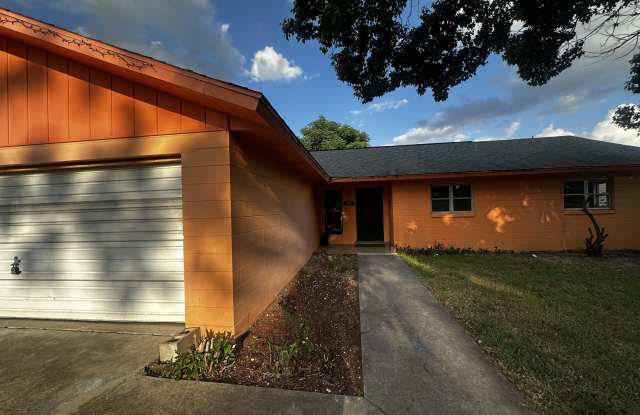 708 Bahia Cir photos photos