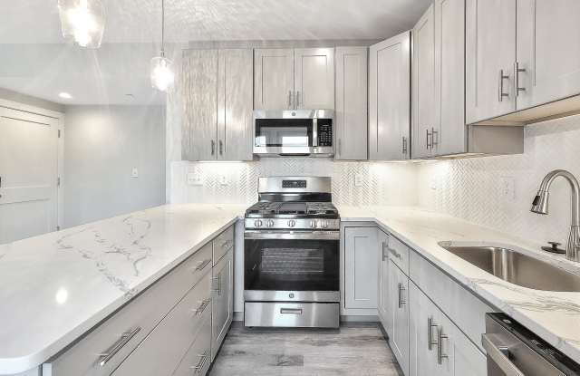 86 Fayston Street86 Fayston Street - 3 photos photos