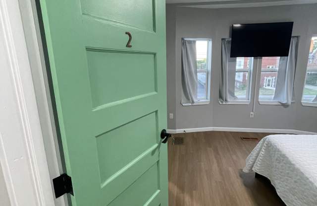 4522 E Washington St photos photos