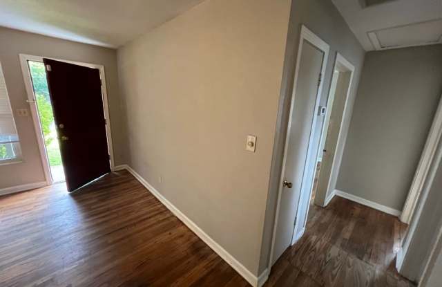 1343 Nylic Street - AVAILABLE NOW - 1343 Nylic Street, Tallahassee, FL 32304