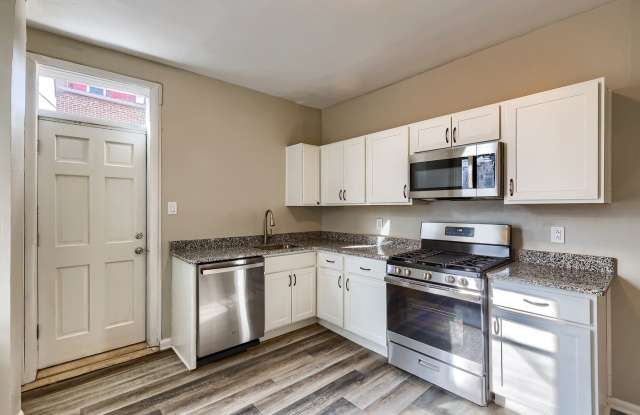 Single Family Home in Midtown Gallery 4
