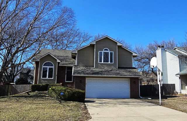 Large 4 bed / 2.5 bath house in Derby for rent now - 2459 North Button Bush Circle, Derby, KS 67037