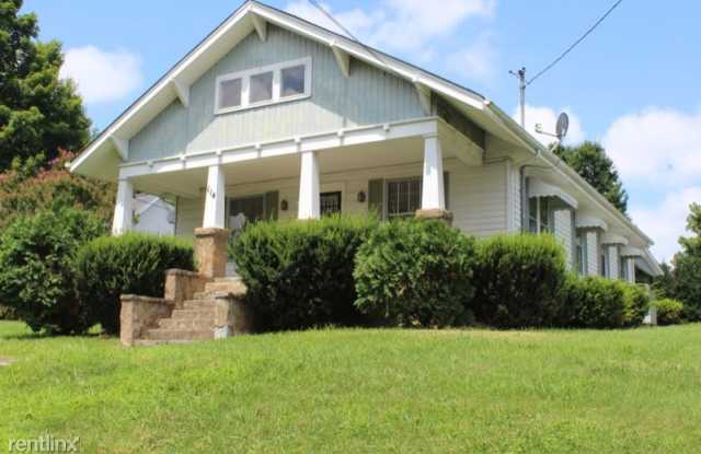 114 W Chilhowie Ave - 114 West Chilhowie Avenue, Johnson City, TN 37604