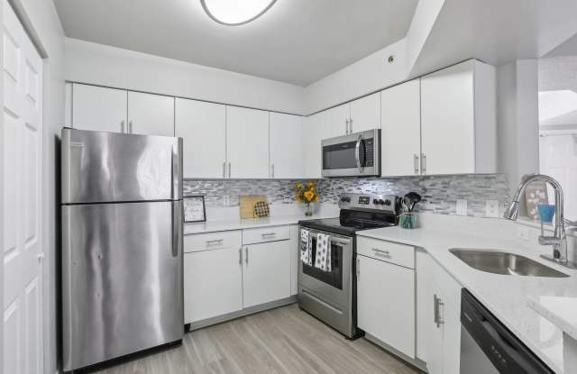 Pembroke Pines Landings Gallery 3