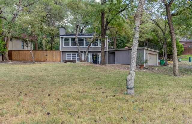 58 E Lakeshore Drive Gallery 2