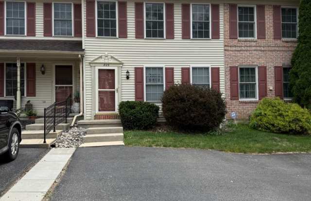 809 ROCKWOOD DR ELIZABETHTOWN, PA 17022 Gallery 1