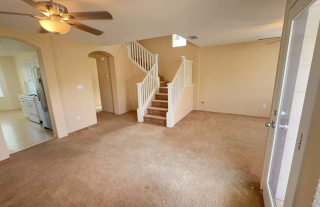 Wonderful 3 BD / 2.5 BA Home In Ewa Beach!!! Gallery 4