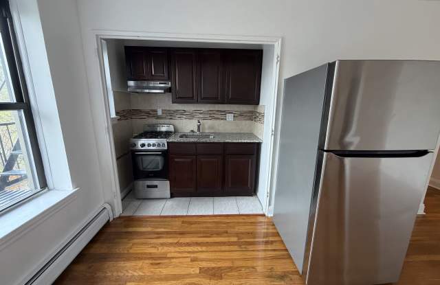 463 Highland Ave photos photos