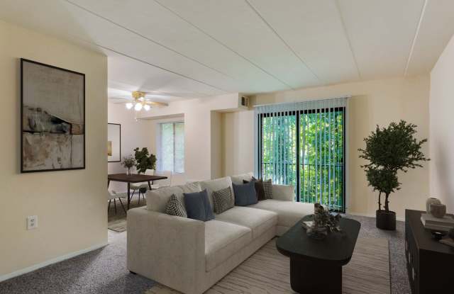 Parkway Apartments Gallery 4