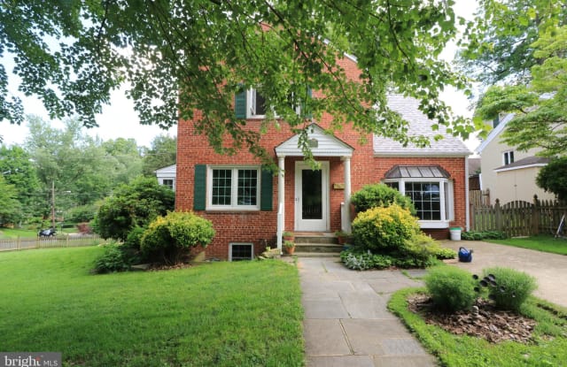 5900 CARLTON LANE - 5900 Carlton Lane, Bethesda, MD 20816