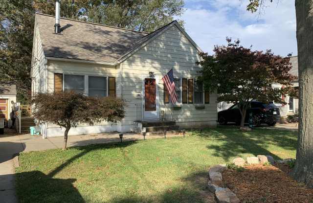 221 Henderson St photos photos