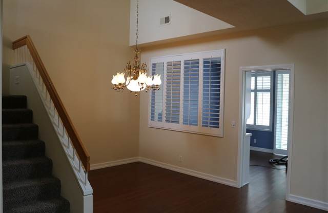 15 Meadowbrook Gallery 2