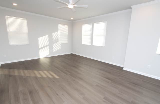 510 Light Oak Way Gallery 3