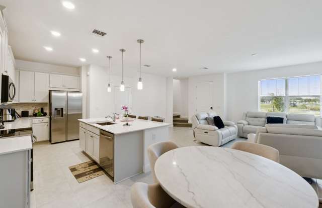 4847 Cross Pr Pkwy - 4847 Cross Prairie Parkway, Osceola County, FL 34772