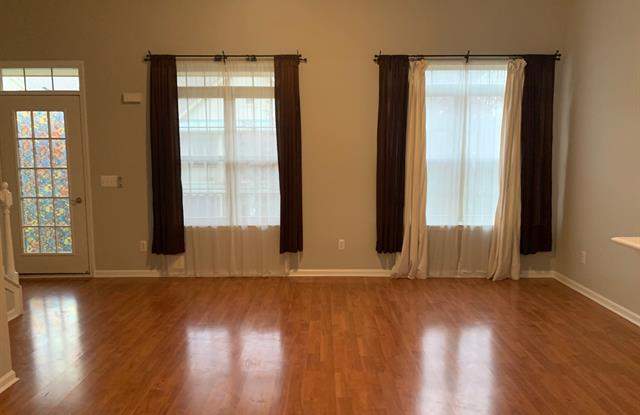444 BOARDWALK DR Gallery 3