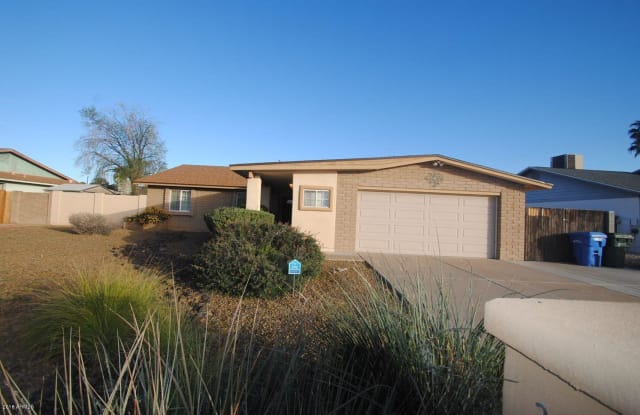 3620 W MICHIGAN Avenue - 3620 West Michigan Avenue, Phoenix, AZ 85308