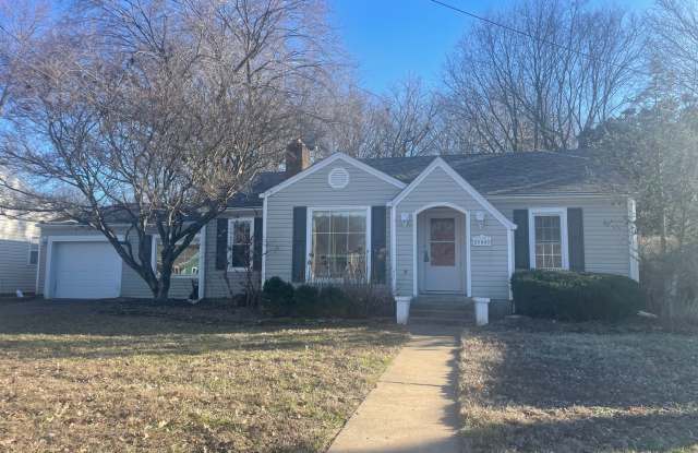 Charming 2-Bed, 1.5-Bath With Flex Space for Rent in Springfield - 500 East Portland Street, Springfield, MO 65807