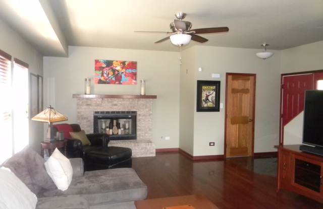 4310 Bluegrass Lane Gallery 3