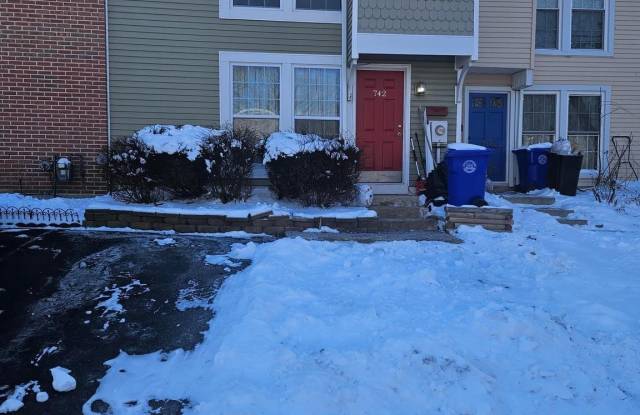 742 SUMMIT CHASE DRIVE - 742 Summit Chase Drive, Reading, PA 19611