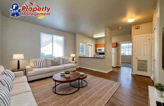 272 W Mallard Drive Gallery 3
