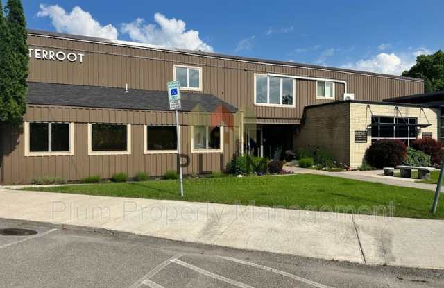 1547 South Higgins Avenue photos photos