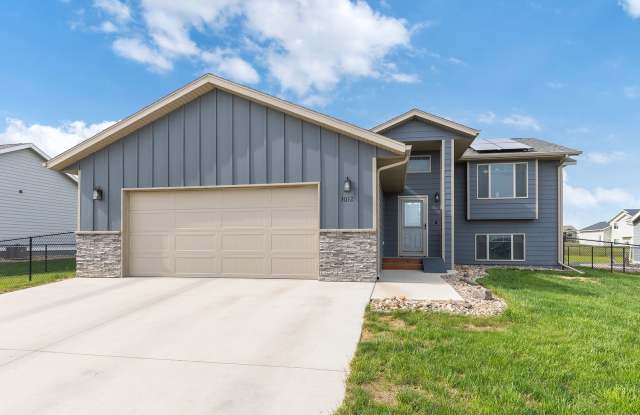 4 BED | 3 BATH | DOUBLE GARAGE | RAPID VALLEY photos photos