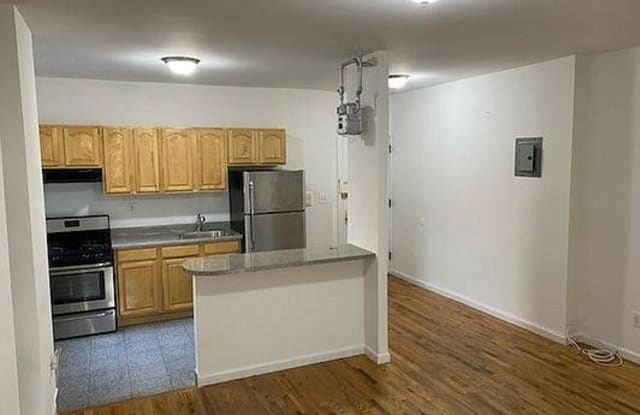 11 Dongan Place photos photos