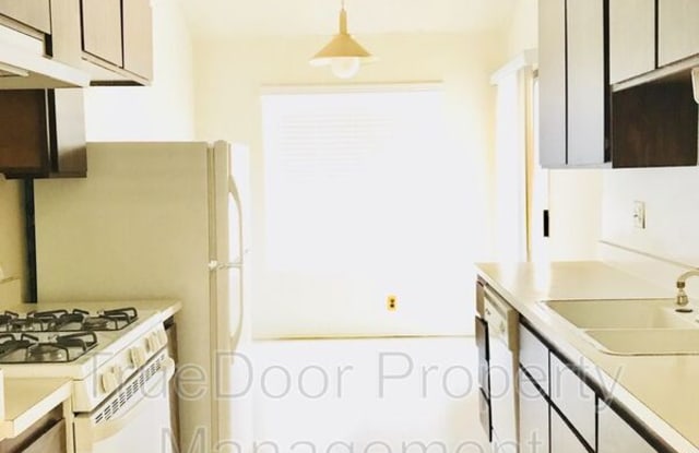 1515 Wavertree Ln - 1515 Wavertree Lane, Fullerton, CA 92831