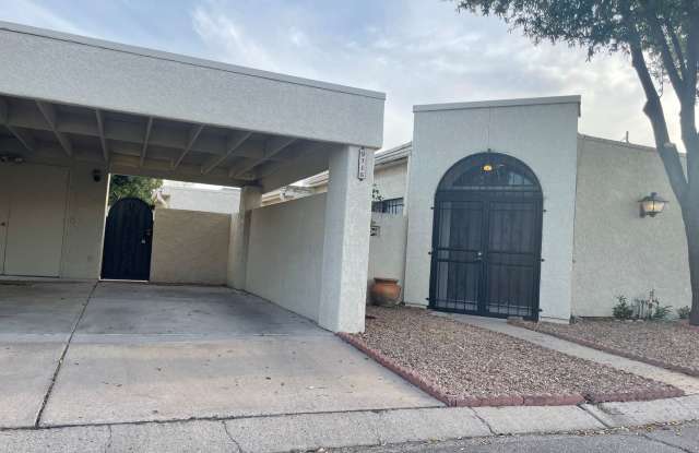 Well desired 2Bdm 2Ba home, available now! photos photos