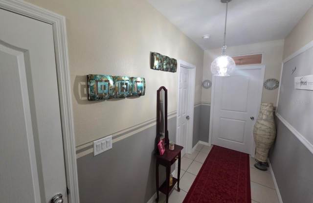 981 CHANLER DRIVE Gallery 3