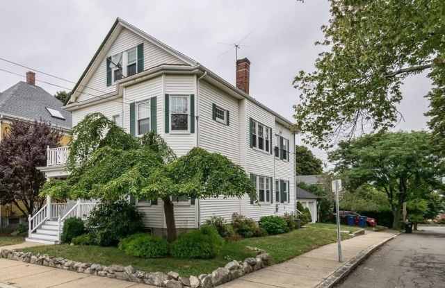 100 Tremont photos photos