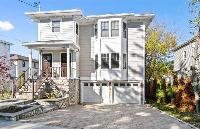 33 Devoe Street photos photos