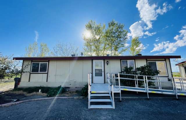 852 Dodge Lane photos photos