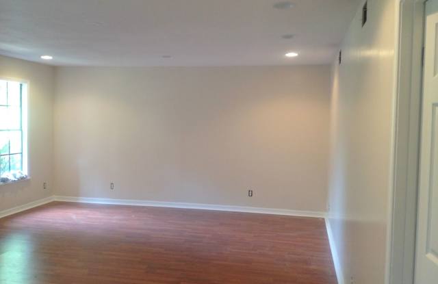 37218 Kossik Road Gallery 2