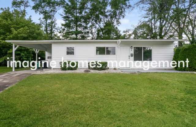 5 Apache Court photos photos