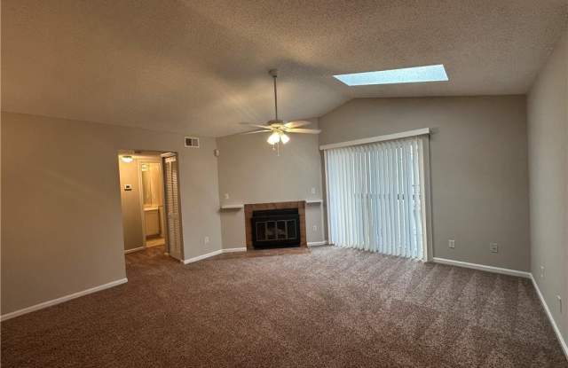 1721 Rock Bridge Mews Gallery 4