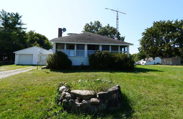 16 E Montgomery St - 1 photos photos