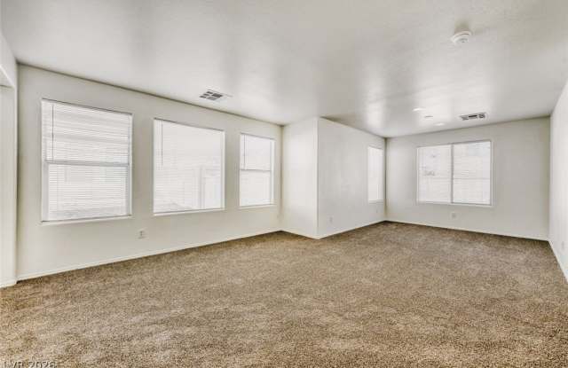 2562 BEGONIA VALLEY Avenue Gallery 3
