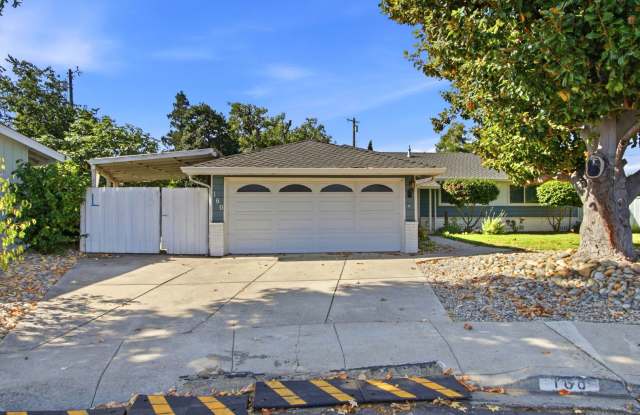 Available Now! Charming Ranch with Versatile Bonus Rooms and Garden Retreat Gallery 4