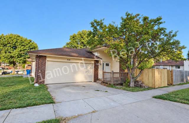 Coming Soon - 2 Bedroom Home Availabe! Gallery 1