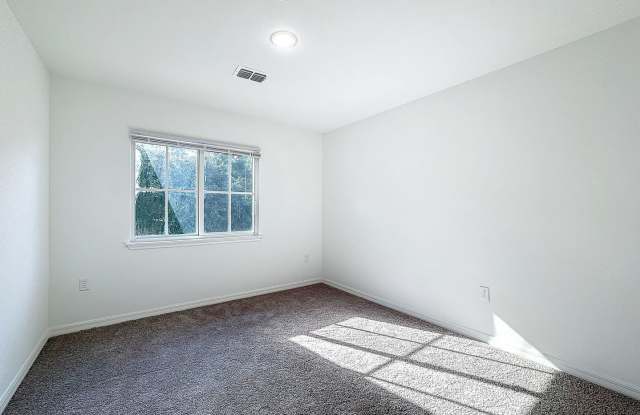 Welcome Home to 1744 Barton Town Circle, St. Cloud, FL! photos photos