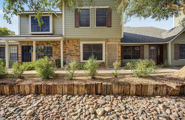 2 bed, 2.5 bath Townhouse in Ahwatukee photos photos 2 bed, 2.5 bath Townhouse in Ahwatukee photos photos