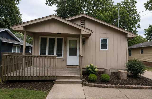 Completely Remodeled 3 Bedroom Home! photos photos