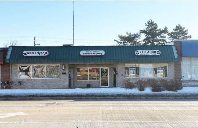 45624 Van Dyke photos photos