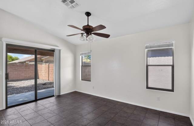 13737 W PECK Drive Gallery 3