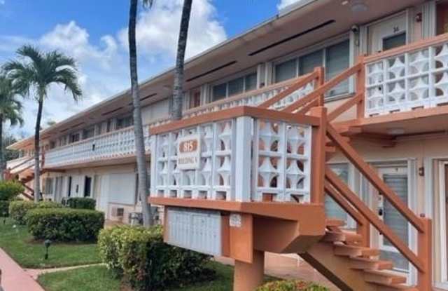 815 SW 10 Terrace photos photos