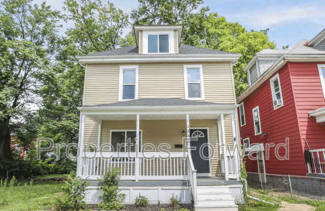 1342 E Fulton St photos photos