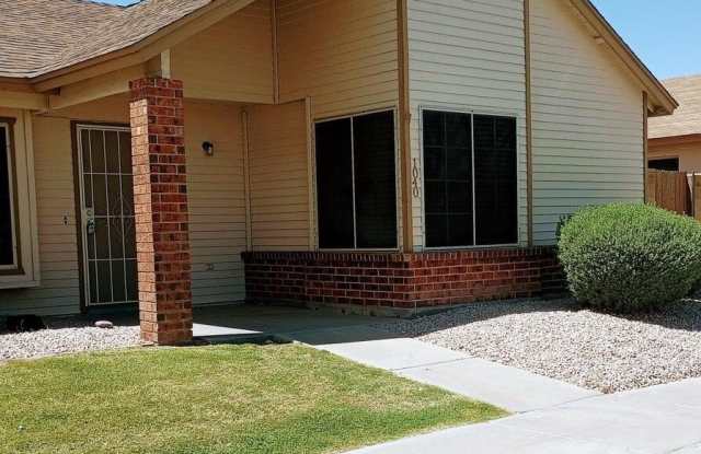 1055 N Recker Road photos photos