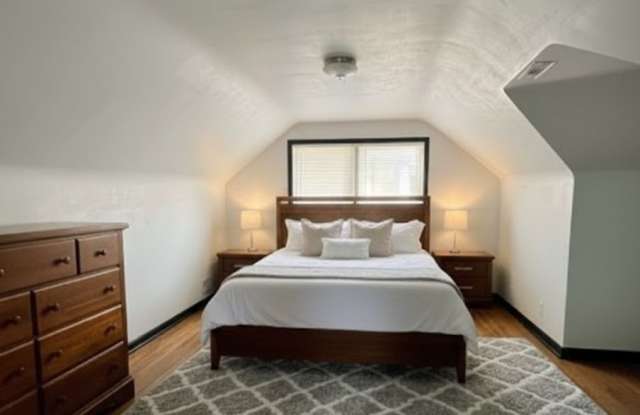 Stunning 3 Bed, 1 Bath Home for Rent photos photos Stunning 3 Bed, 1 Bath Home for Rent photos photos